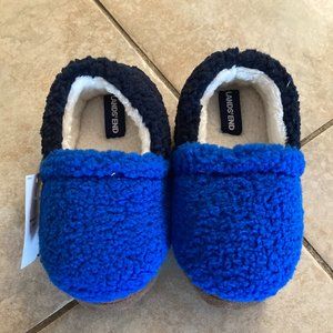 NWT Kids Sherpa Fleece Slip On House Slippers